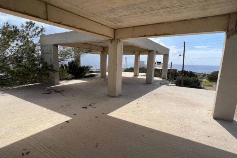 Ierapetra Betonskelett im Dorf am Meer, in der Nähe von Ierapetra Haus kaufen